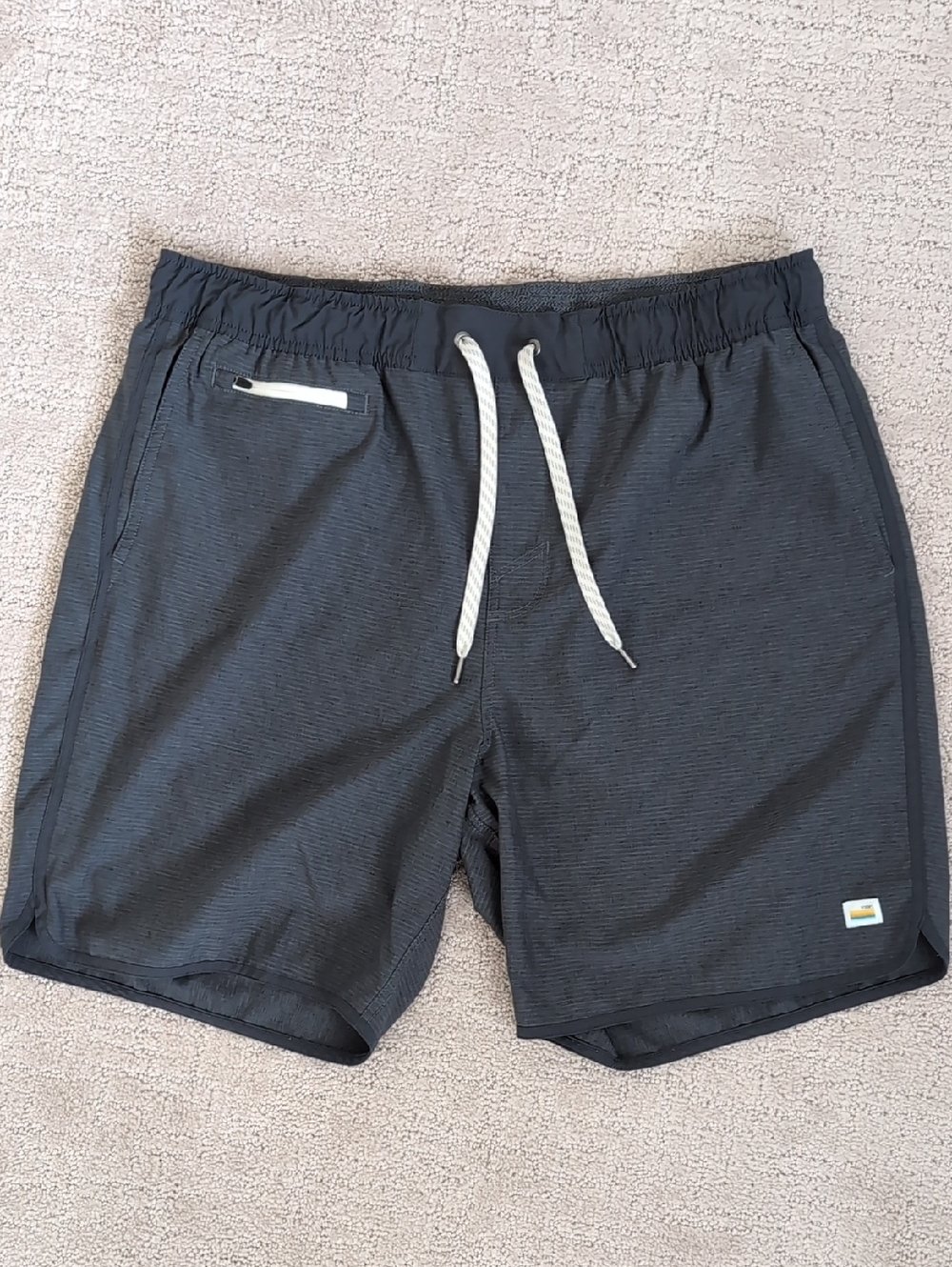Vuori Men's Banks Shorts Charcoal Engineered Stripe XL